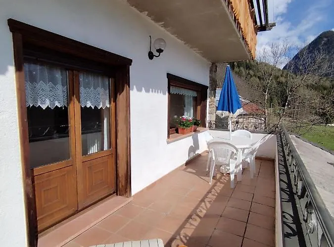 Salagona Apartment *
