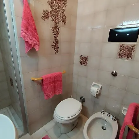 Salagona Apartment *